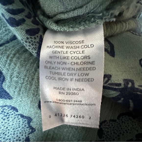 Unique Short Shirt Blue Floral Short Sleve Lightweight oversized 1X - Picture 7 of 7